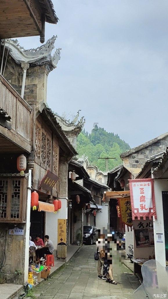 圣女战旗